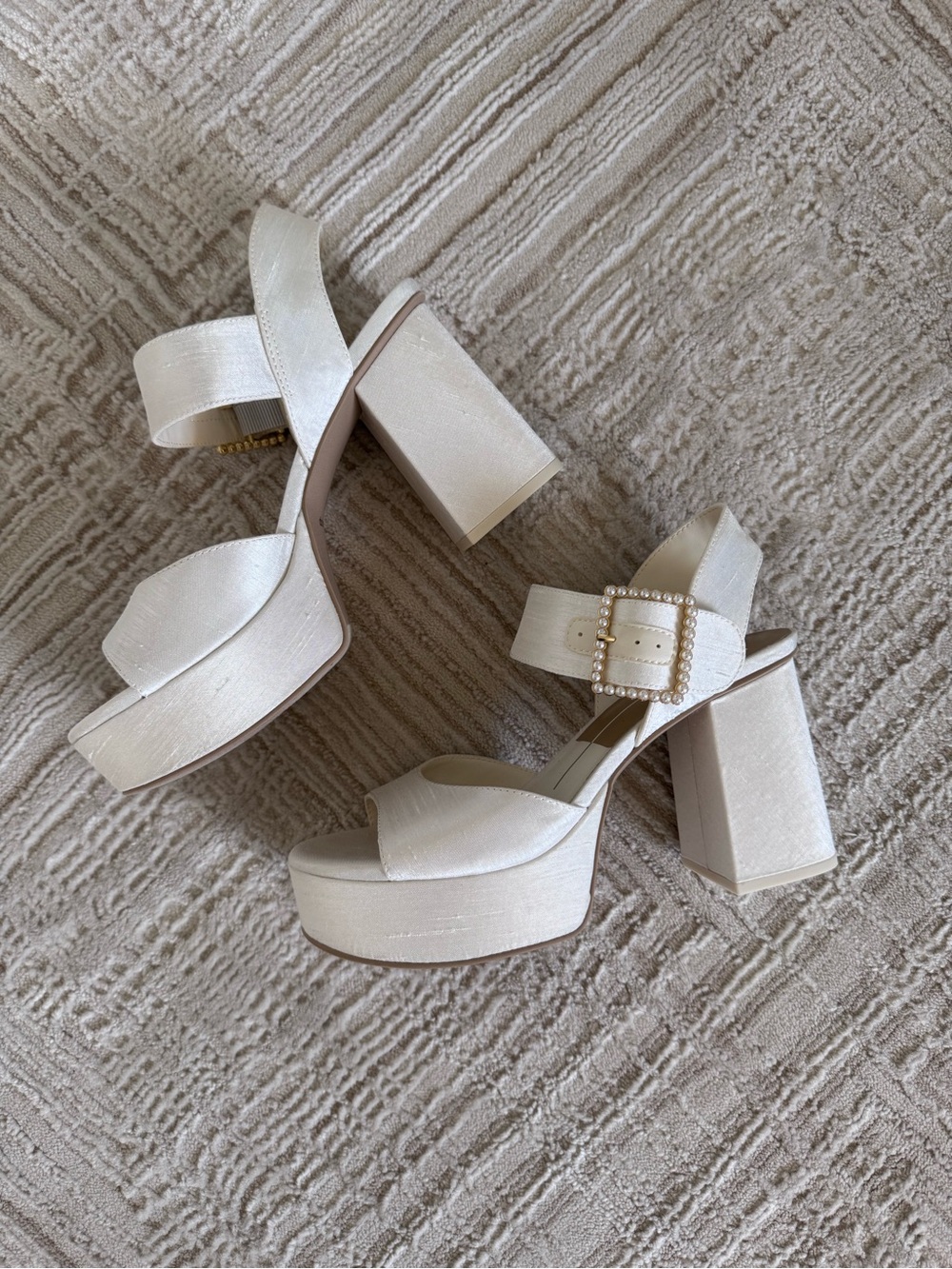 Dolce Vita Bobby Pearl Platform heels Ivory